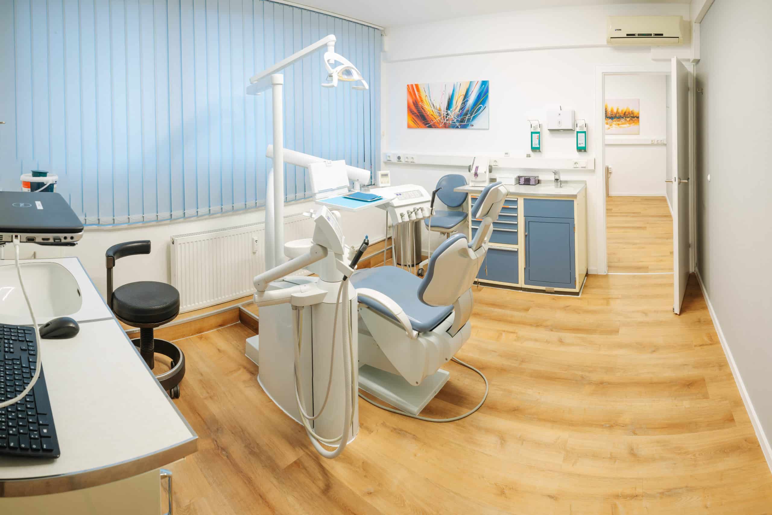 Behandlungszimmer Zahnärzte am Klagesmarkt 10 in Hannover